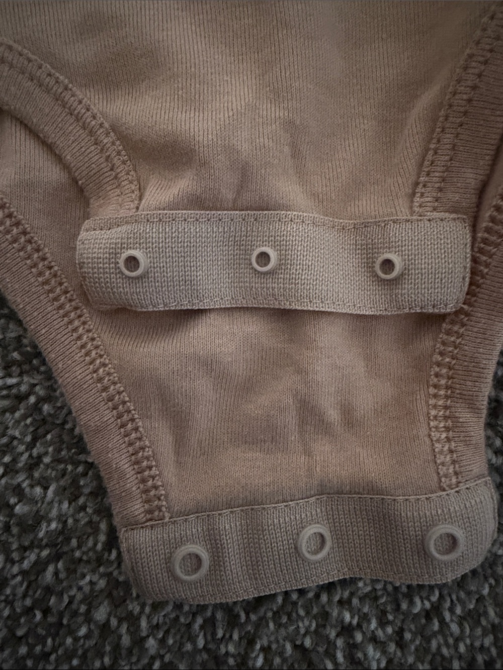 Nike Baby Bodysuit & Pants Set in Beige and Cream - Picture 3 of 6